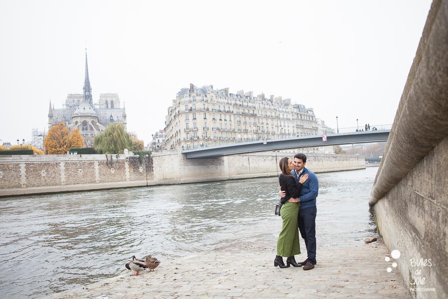 Love session at Notre-Dame, Paris